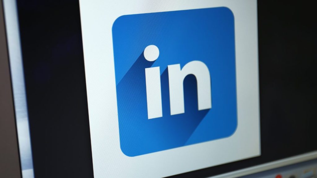 LinkedIn is the hub for everything related to professional networking and B2B affiliate marketing